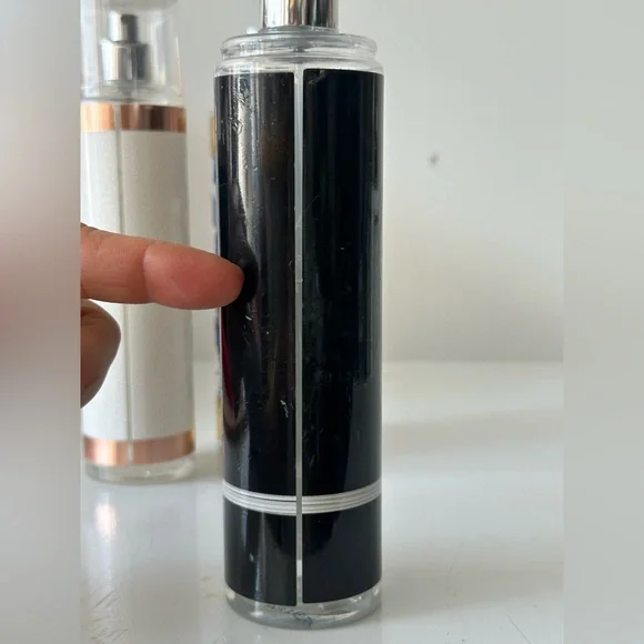 Rogue Love by Rihanna, Tommy Bahama & Black by Kenneth Cole Body Mist Set - Picture 8 of 8